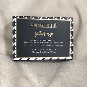 NEW - SPONGELLE Mani Pedi Treatment Set
